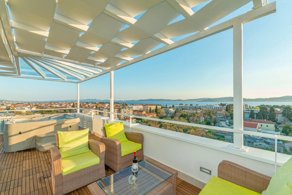 זאדאר Sunset Penthouse Apartment With Jacuzzi And Seaview מראה חיצוני תמונה